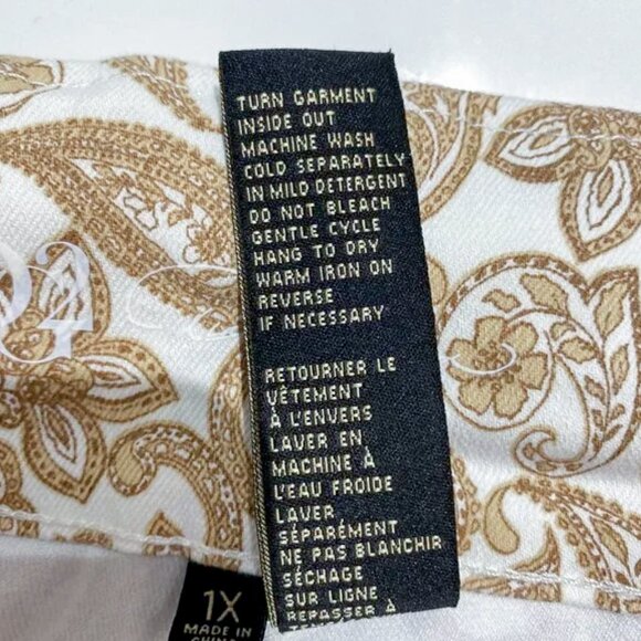 DG2 Diane Gilman - Frayed Hem Paisley Bermuda Short - Picture 8 of 11